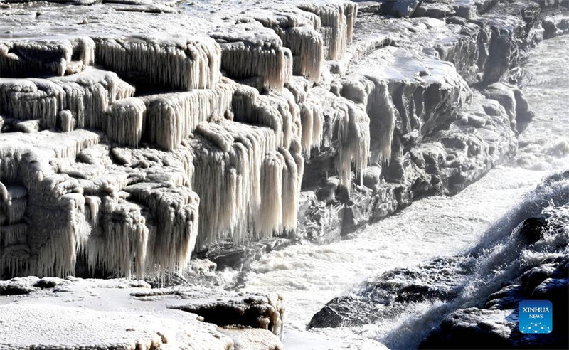 En photos : paysages d'hiver de la cascade de Hukou sur le fleuve Jaune