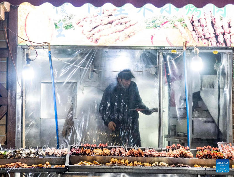 En photos : la vie nocturne au Xinjiang