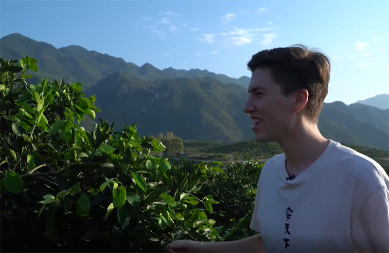 Un étudiant fran?ais capture la beauté rurale de Chongqing dans des vidéos