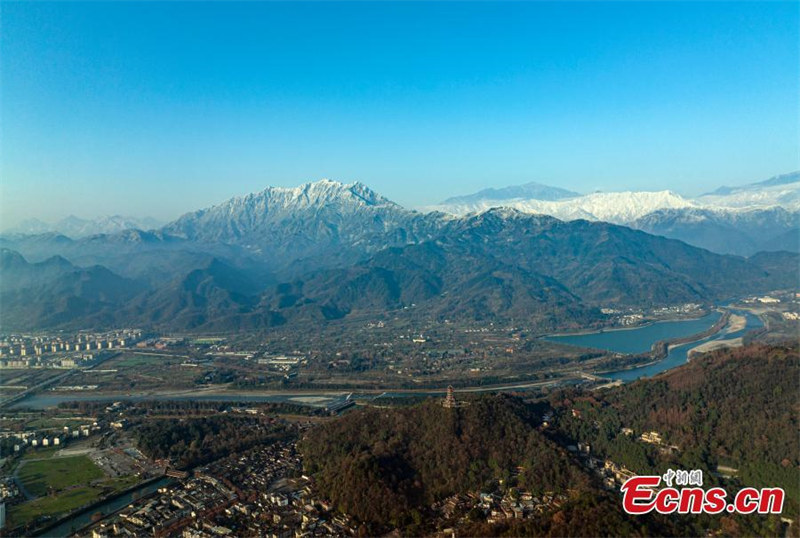 Les paysages d'hiver de Dujiangyan, site du patrimoine mondial