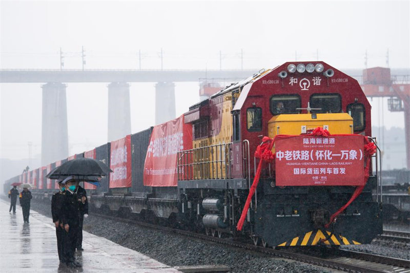 Le Hunan lance un service de fret ferroviaire international Chine-Laos