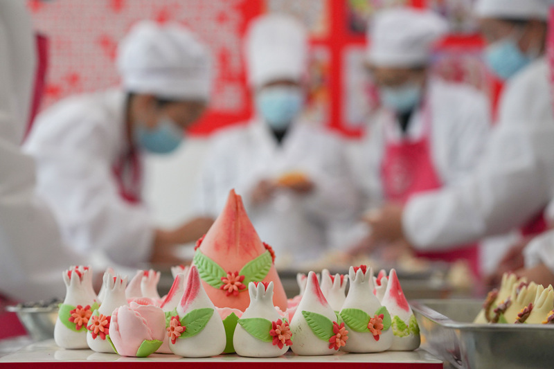 Shandong : des petits pains festifs colorés pour célébrer le Nouvel An chinois