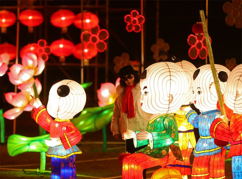 Chine : exposition de lanternes à Shenyang au Liaoning