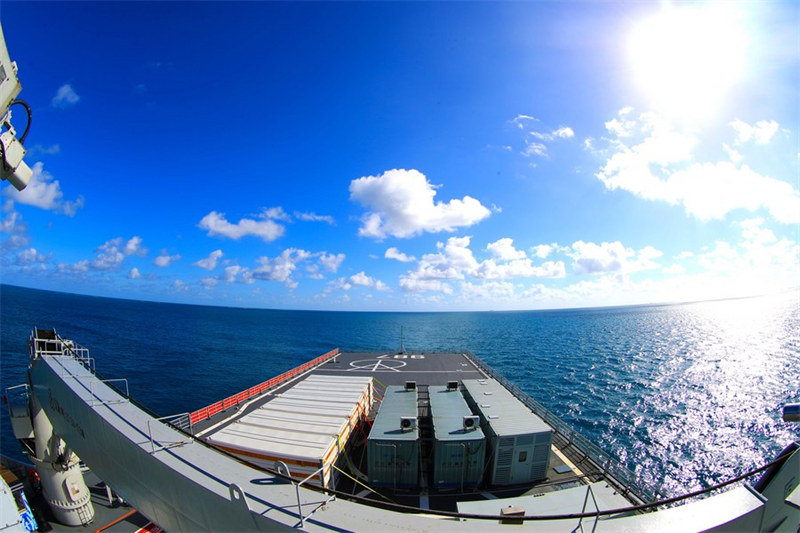 Arrivée des fournitures de secours chinoises aux Tonga