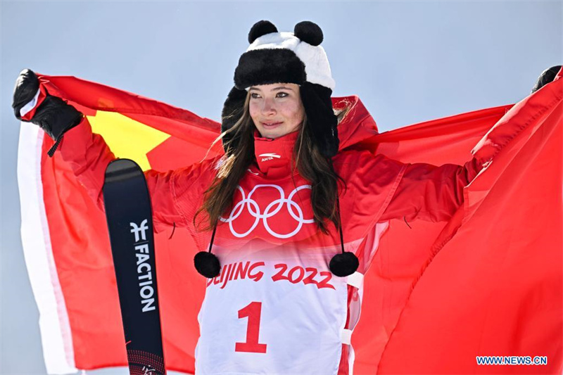 (BEIJING 2022) Gu Ailing remporte le freeski halfpipe, sa deuxième médaille d'or pour la Chine