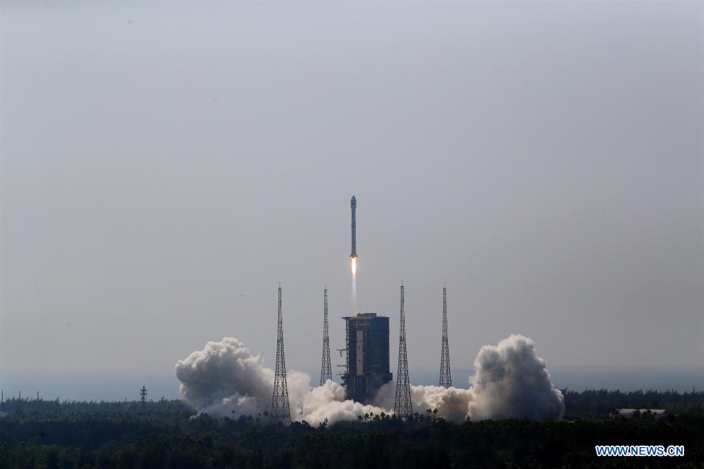 Chine : la nouvelle génération de fusées envoie 22 satellites dans l'espace