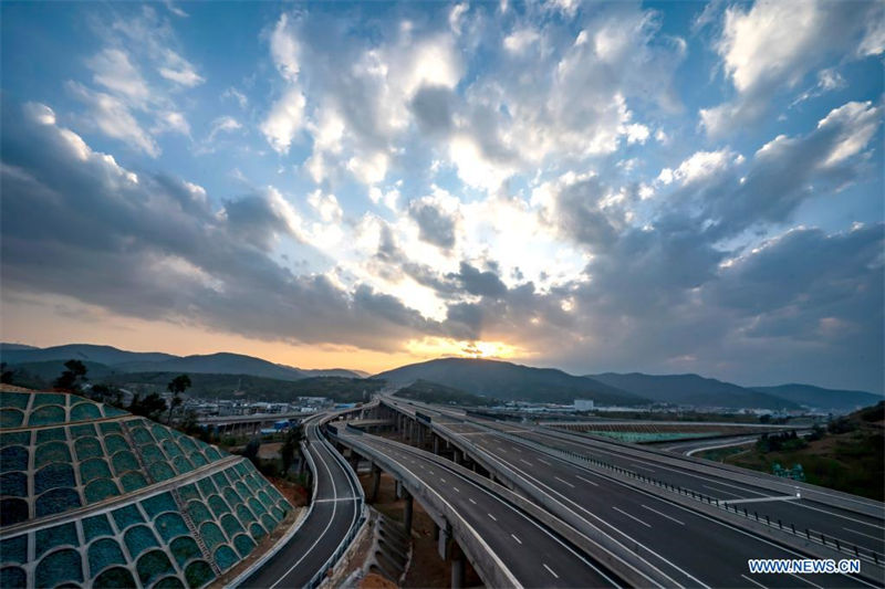 Chine : ouverture de la nouvelle autoroute Chuxiong-Dali