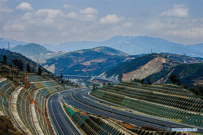 Chine : ouverture de la nouvelle autoroute Chuxiong-Dali