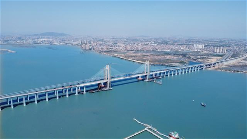 Fujian : le grand pont de la baie d'Anhai connecté avec succès