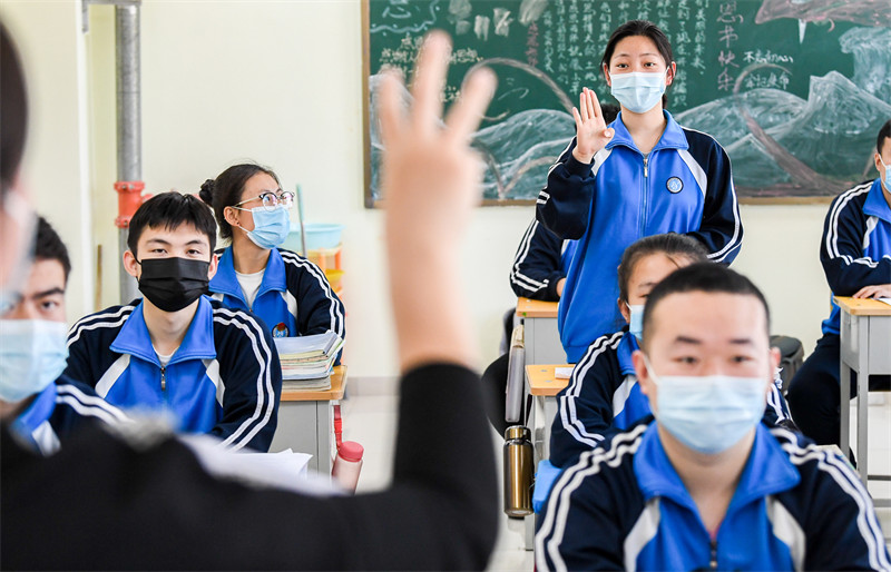 Faire des études supérieures, le rêve des enfants sourds