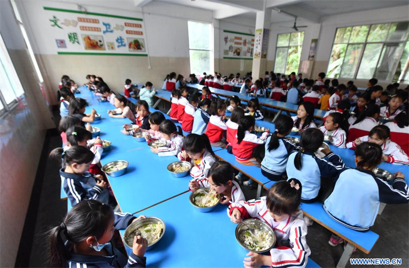 Chine : changements dans une école primaire au Guangxi