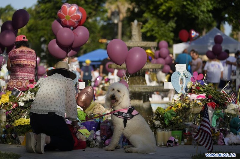 Etats-Unis : hommage aux victimes d'une fusillade de masse au Texas