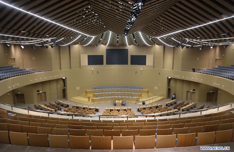 La Zambie inaugure un centre de conférence moderne financé par la Chine