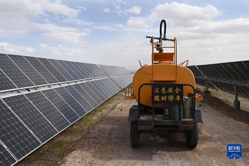 Qinghai : le photovolta?que et le thermosolaire poussent de toutes parts, et le bassin de Qaidam est comme ? parsemé d'étoiles ?