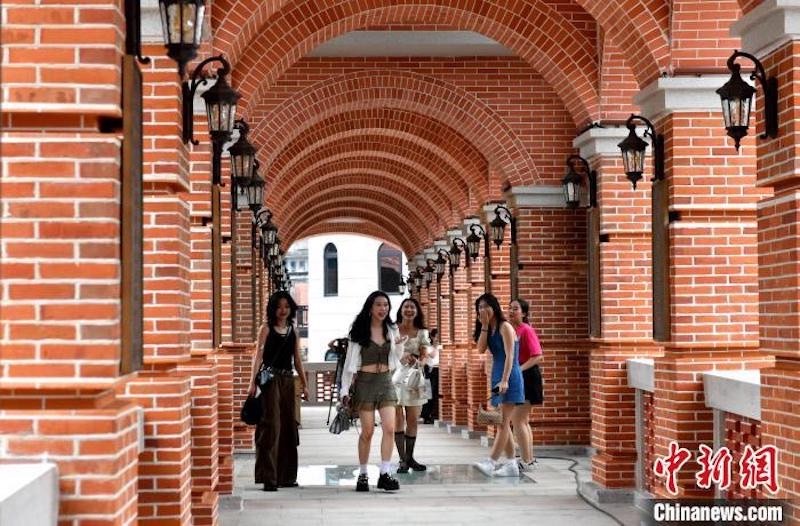 La ? plus belle passerelle ? de Fuzhou est devenue un site touristique