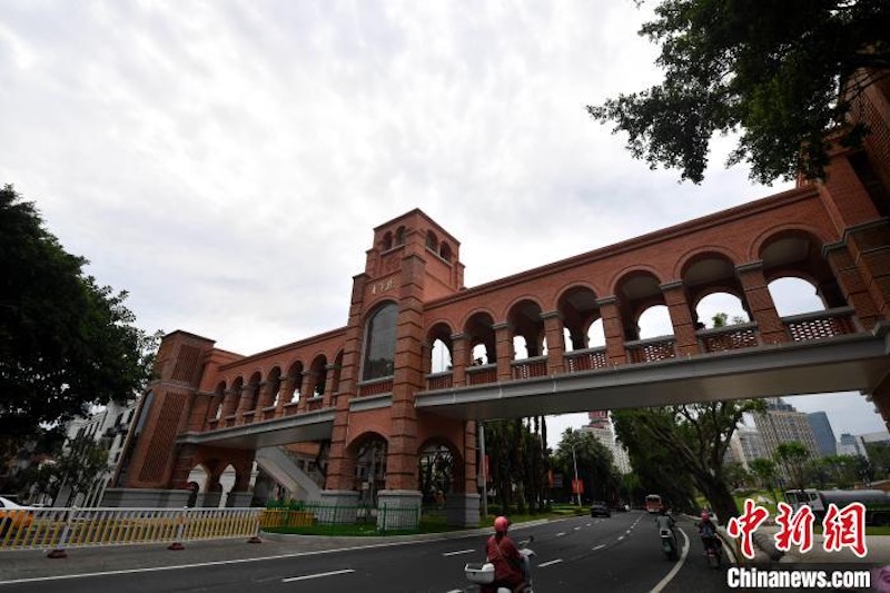 La ? plus belle passerelle ? de Fuzhou est devenue un site touristique