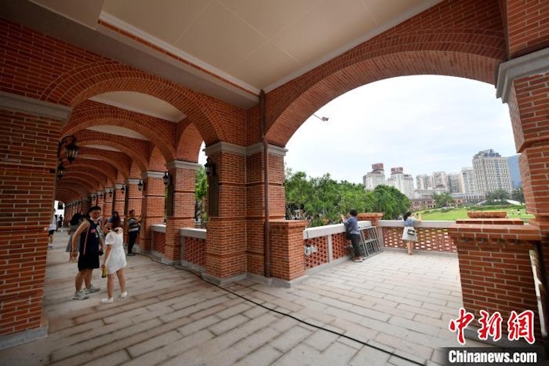 La ? plus belle passerelle ? de Fuzhou est devenue un site touristique