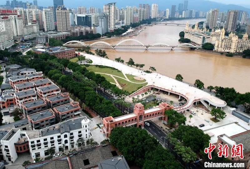 La ? plus belle passerelle ? de Fuzhou est devenue un site touristique