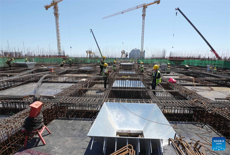 Hebei : une base de réserve de céréales en construction à Qinhuangdao