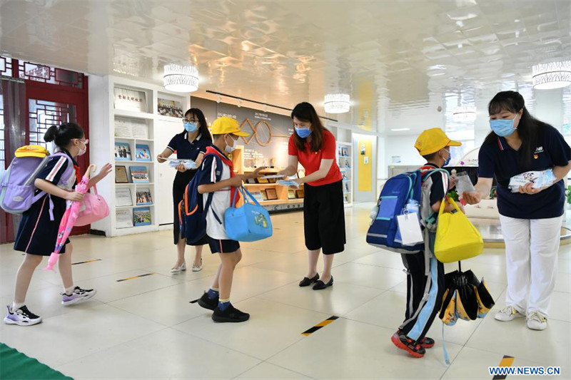 Rouverture des écoles primaires et secondaires à Beijing