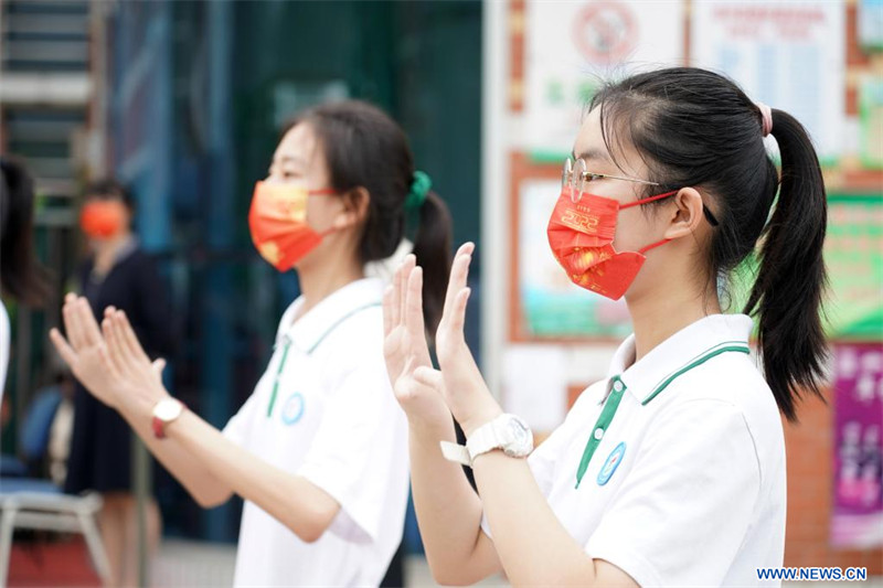 Rouverture des écoles primaires et secondaires à Beijing