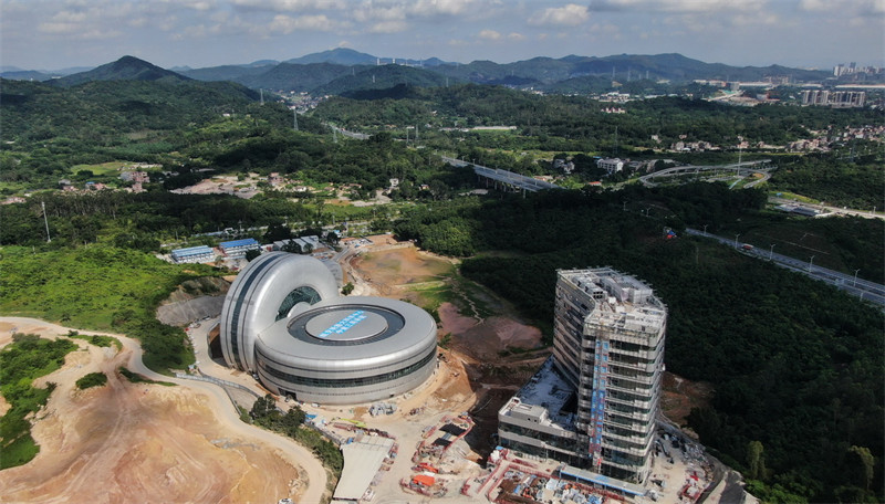 Guangdong : le batiment principal du centre scientifique des pneus d'aviation achevé à Guangzhou