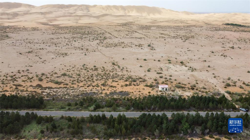 Mongolie intérieure: le contr?le des bords du désert de Wulanbuhe