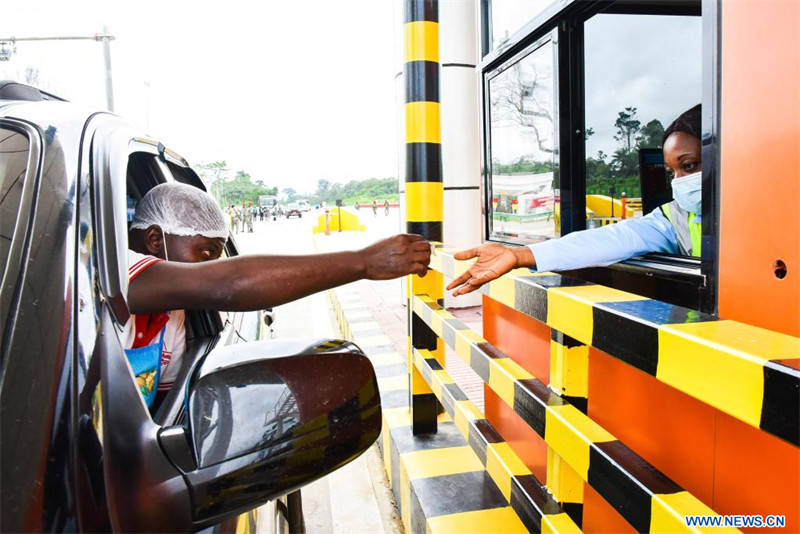 Cameroun : mise en service de l'autoroute Kribi-Lolabé