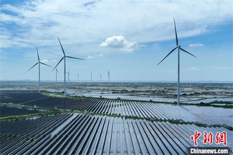 Jiangsu : la production d'énergie photovolta?que sur le modèle ? la pêche et l'éclairage ? à Changzhou