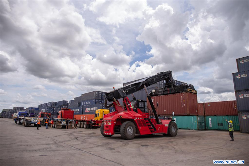 Le volume du transport de fret du chemin de fer Chine-Laos dépasse 1 million de tonnes