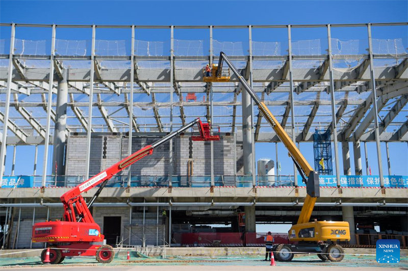 Mongolie intérieure : la structure principale du terminal d'un nouvel aéroport à Hohhot achevée