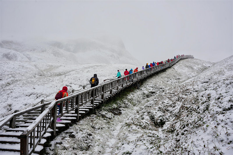 Jilin : les premières neiges de l'automne 2022 sont tombées sur le mont Changbai