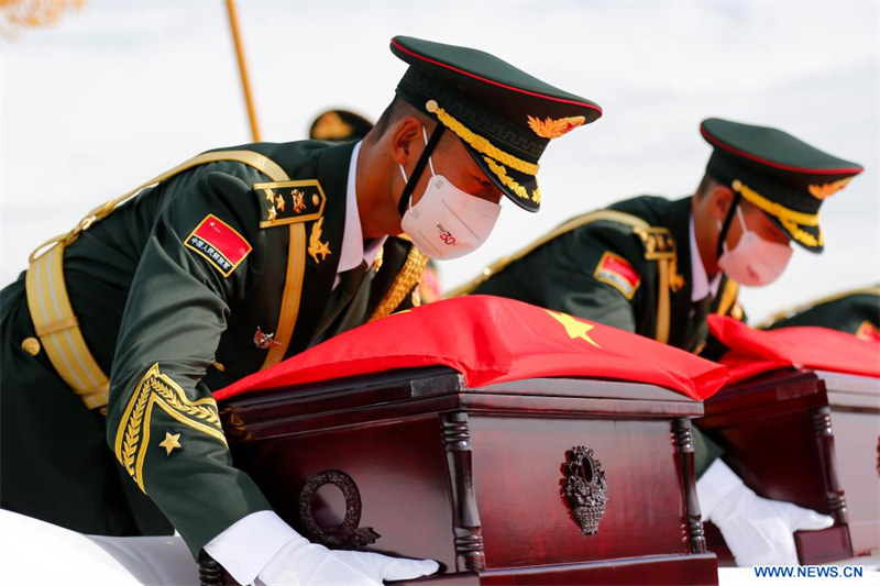 La République de Corée restitue les restes de 88 soldats chinois tués pendant la Guerre de Corée