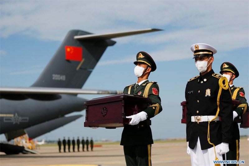 La République de Corée restitue les restes de 88 soldats chinois tués pendant la Guerre de Corée