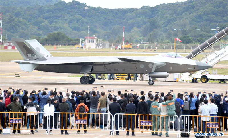 Chine : ouverture du salon Airshow China à Zhuhai