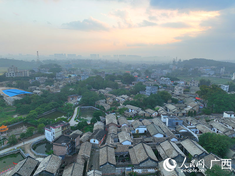 Guangxi : le rajeunissement d'un village traditionnel de Yulin