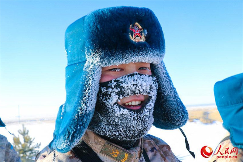 -35°C ! L'entra?nement à la randonnée dans la neige déclenche une recrudescence des exercices chez les militaires