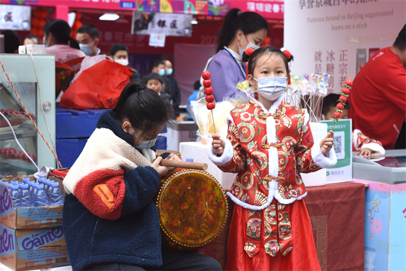 Guangdong : le marché aux fleurs de la Fête du Printemps 2023 de Shenzhen s'ouvre en fanfare