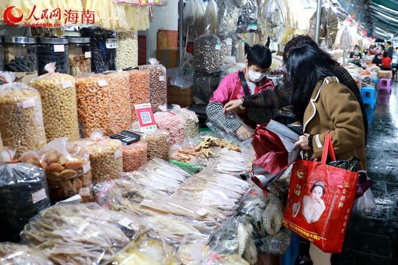 Hainan : un large éventail de fruits de mer pour faire monter le go?t du Nouvel An sur votre langue à Haikou