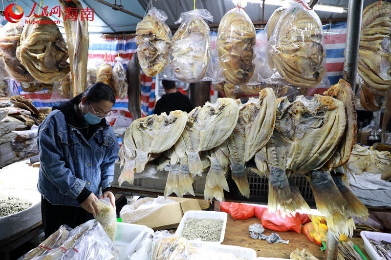 Hainan : un large éventail de fruits de mer pour faire monter le go?t du Nouvel An sur votre langue à Haikou