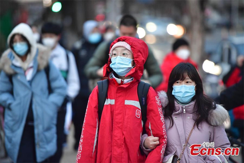 Beijing : avec le début du nouveau semestre, les élèves retournent sur leur campus