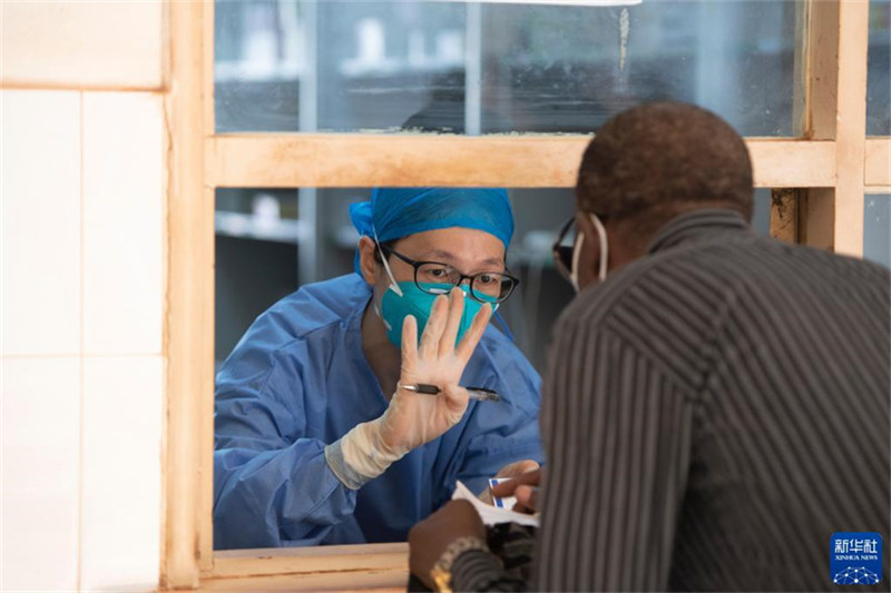 En images : l'équipe médicale chinoise d'aide à la République centrafricaine