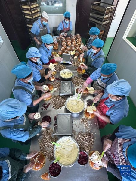 Xinjiang : les pains au fromage aux?caractéristiques multiethniques?de Tacheng