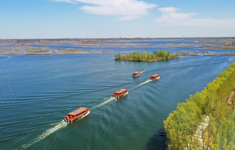 Chine : service de waterbus du lac Baiyangdian à Xiong'an