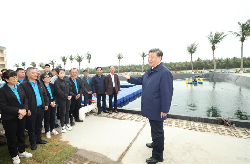 Xi Jinping inspecte la province chinoise du Guangdong