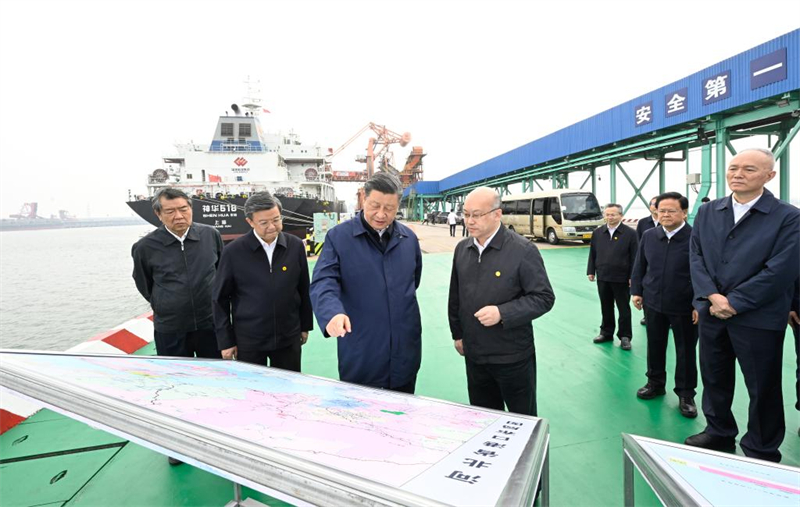 Xi Jinping visite la ville de Cangzhou, dans la province du Hebei