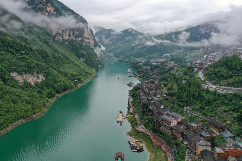 Le paysage de Youyang de la municipalité de Chongqing (sud-ouest de la Chine). (Huang Wei / Xinhua)