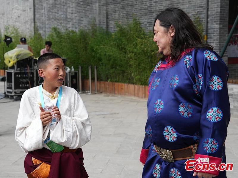 Des enfants tibétains célèbrent la Journée des enfants à Beijing