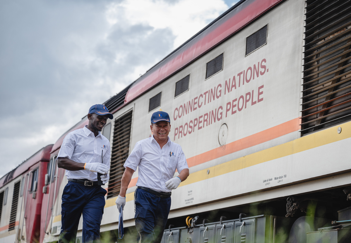 La ligne ferroviaire kényane Mombasa-Nairobi devient un modèle de partenariat sino-africain