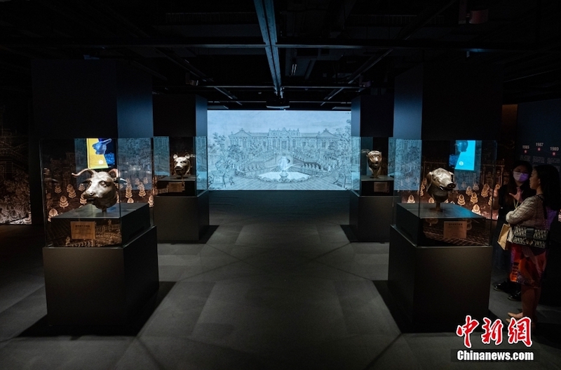 Quatre têtes du zodiaque originales du Palais Yuanmingyuan de Beijing exposées pour la première fois à Hong Kong